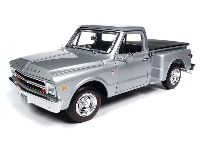 1968 Chevrolet C10 Pickup Stepside – Silver Diecast 1:18 Scale Model - Auto World Aw324 1