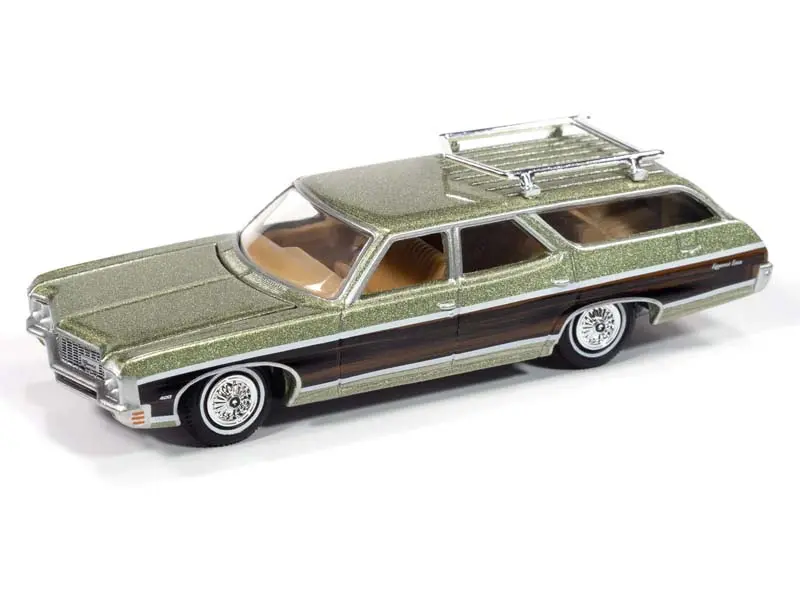 1970 Chevy Kingswood Estate - Green Mist Poly W/ Woodgrain Side Panels Diecast 1:64 Scale Model - Auto World Awsp177b 1