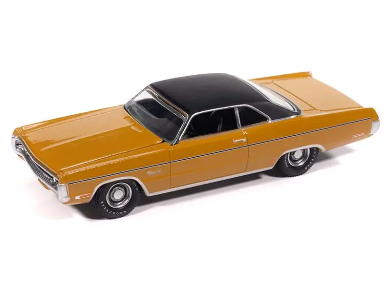 1971 Plymouth Fury Iii - Bahama Yellow Diecast 1:64 Scale Model - Auto World Awsp204a 1