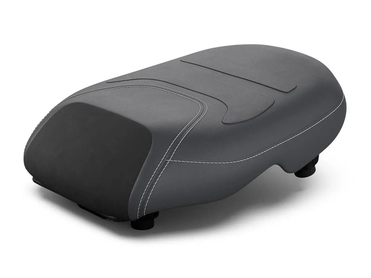 25 Tracer9 Comfort Passenger Seat 1