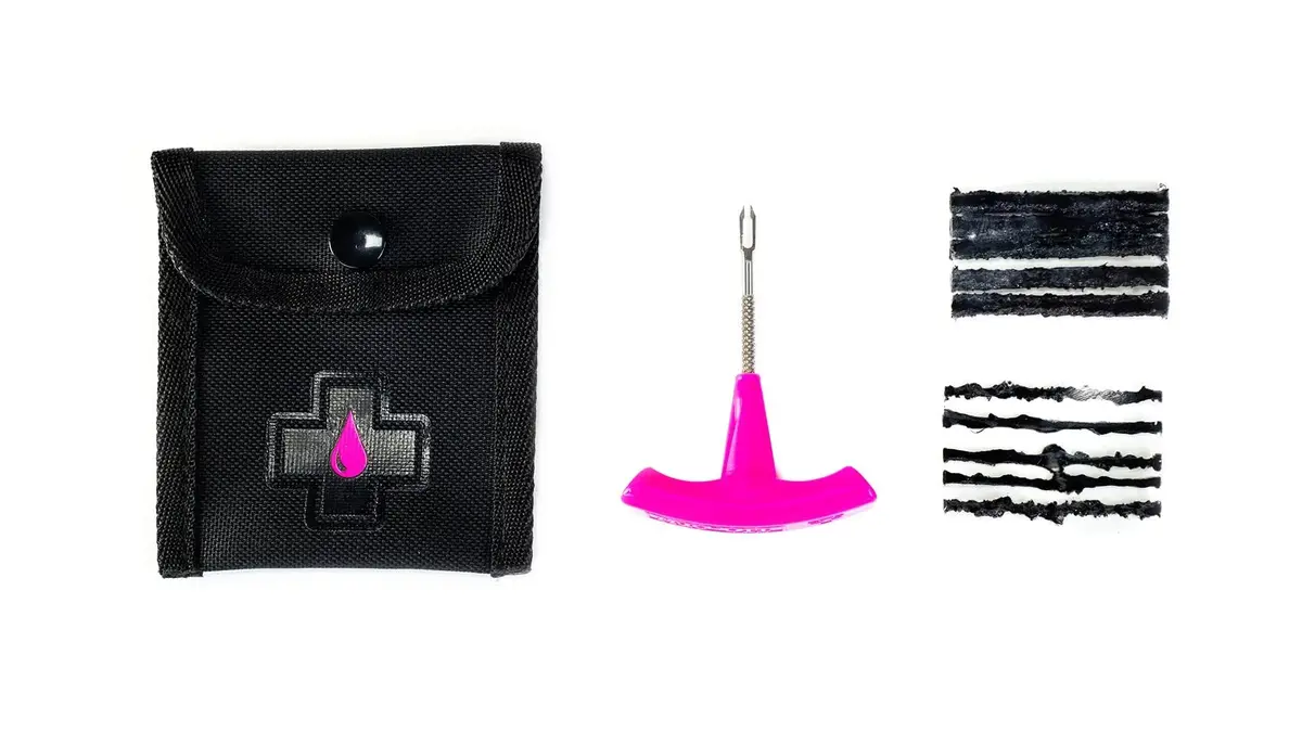 Puncture Plug Tubeless Repair Kit 1