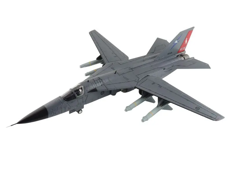 General Dynamics F-111C Pig A8-125, Raaf 90Th Anniversary Of 6 Sqn. 2007 (With 4 X Agm-142) Diecast 1:72 Scale Model - Hobby Masters Ha3034 1
