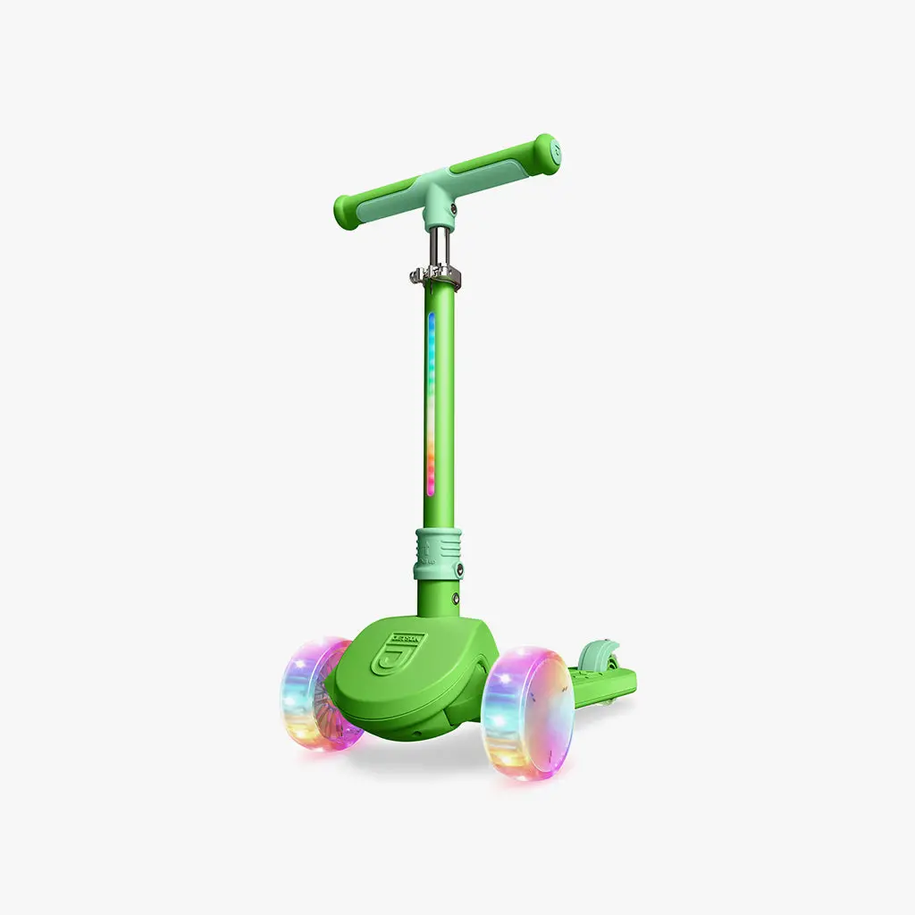 Bloom Go & Grow Light-Up Kick Scooter 1