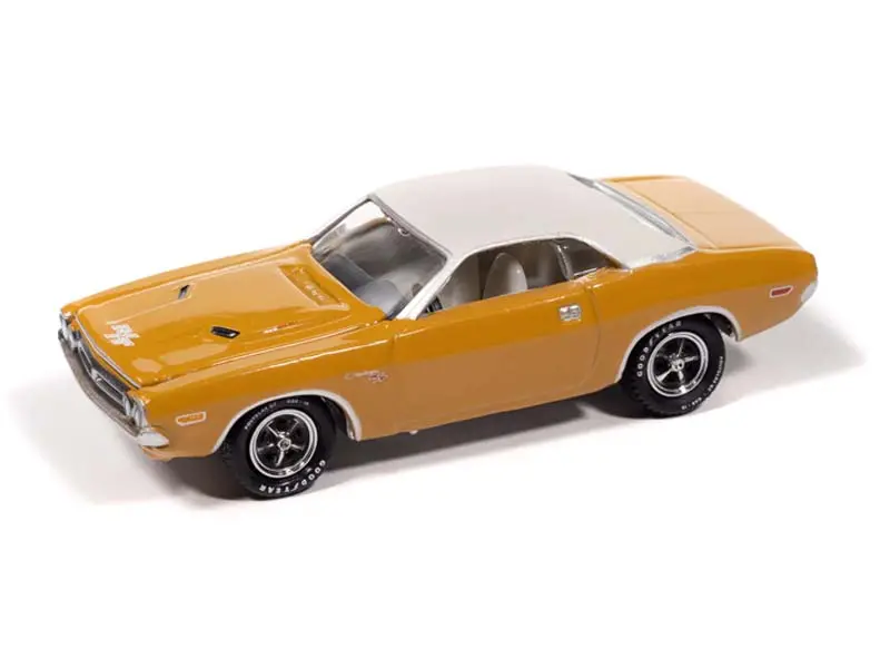 1971 Dodge Challenger R/T Butterscotch W/ White Diecast 1:64 Scale Model - Johnny Lightning Jlcg033b 1