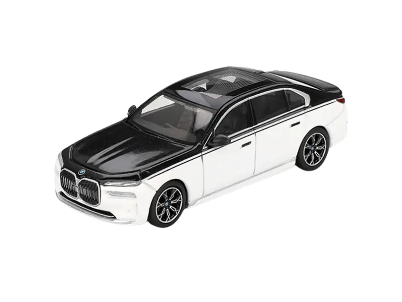 Bmw I7 Xdrive60 – Alpine White / Black Sapphire (Mini Gt) Diecast 1:64 Scale Model - Tsm Mgt00959 1