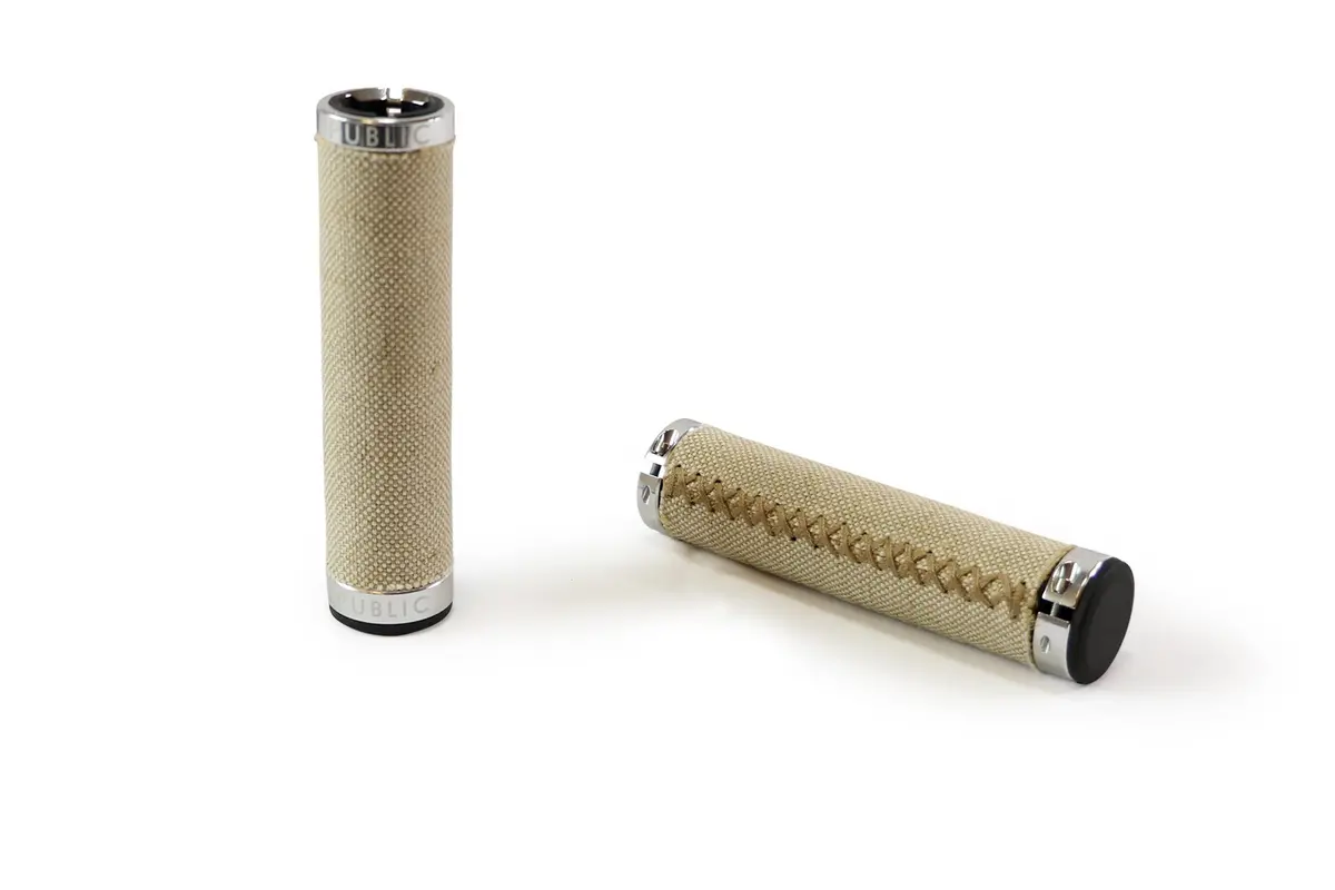 Slender Standard Grips 1