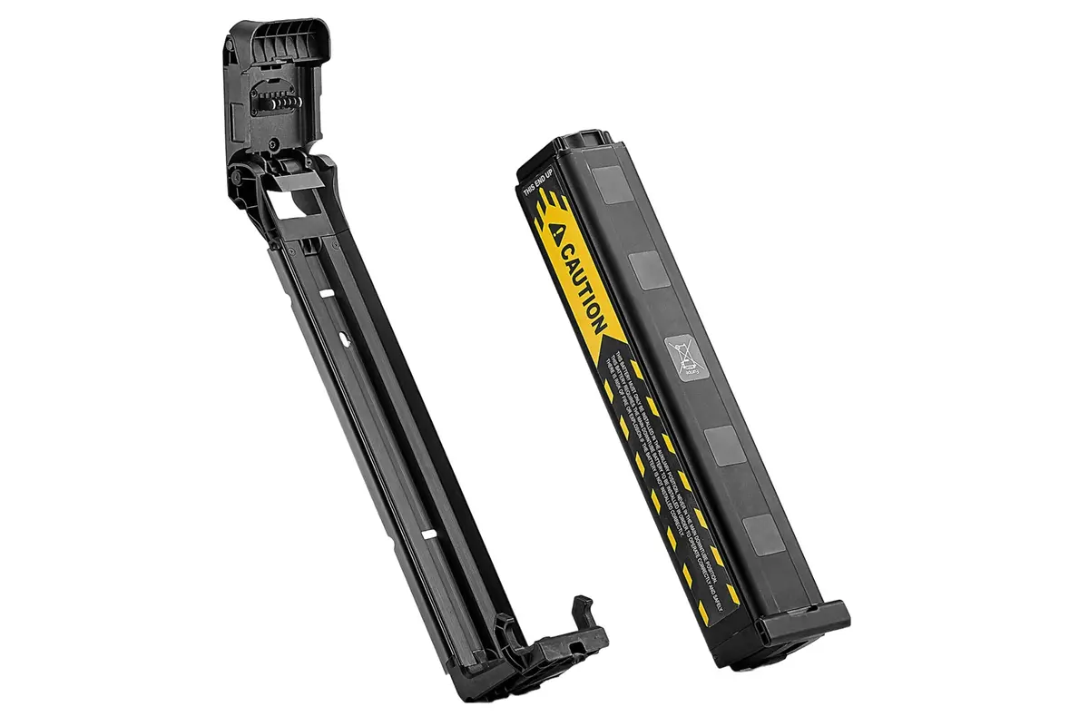 Pakyak E+ Auxiliary Battery Combo 1