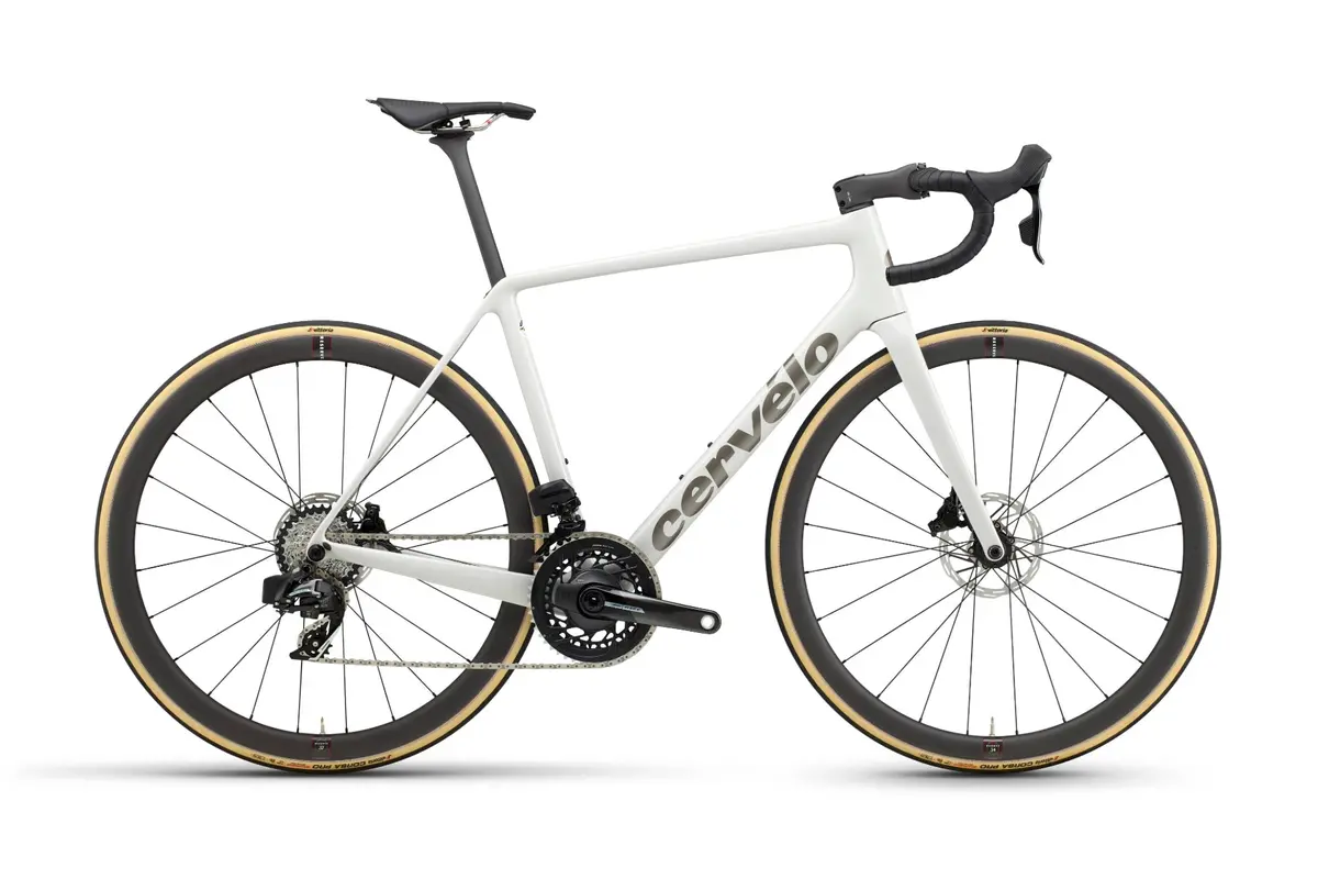 R5 Force Axs (2025) 1