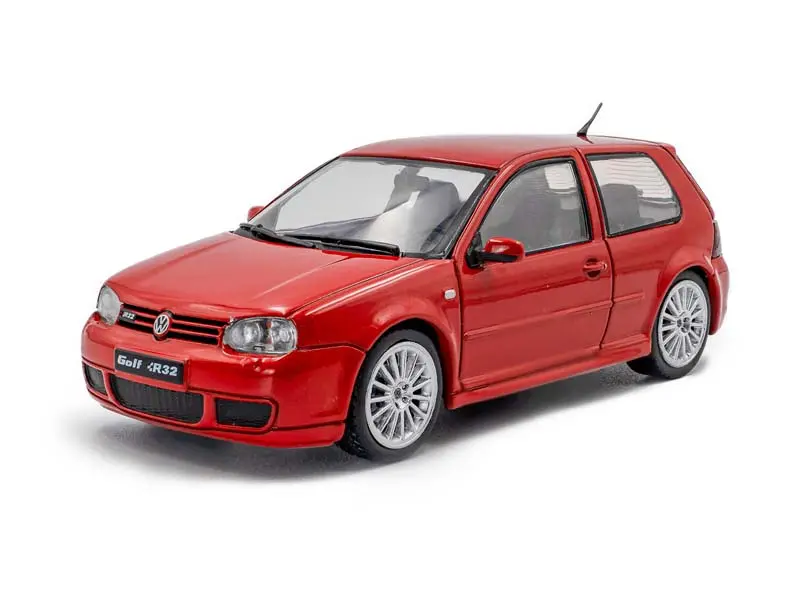 2003 Volkswagen Golf Iv R32 - Toronto Red Diecast 1:43 Scale Model - Solido S4313604 1