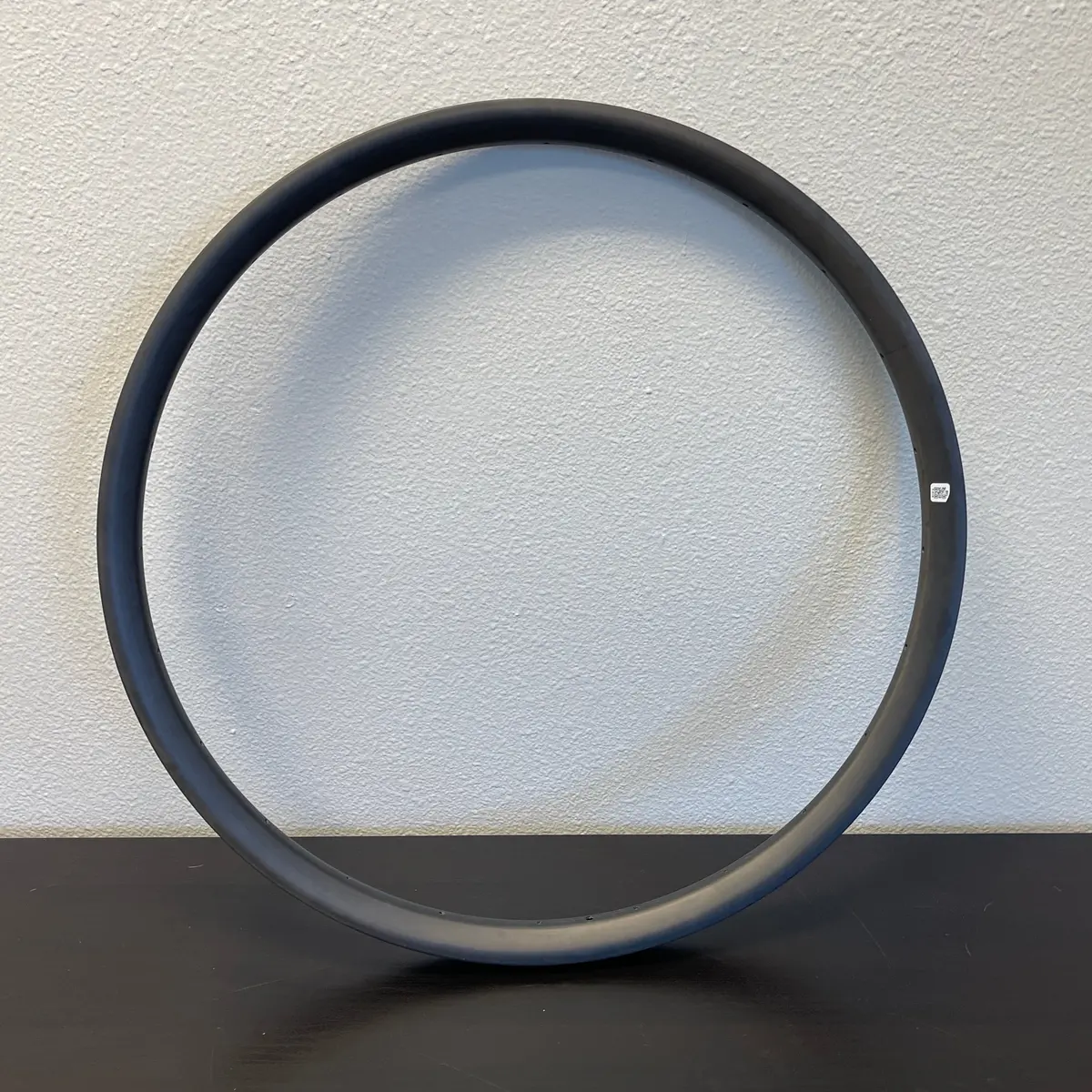 Traverse Carbon Front Rim (Blem) 1
